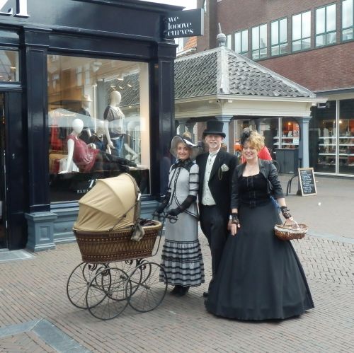 victorian shopping stroller
