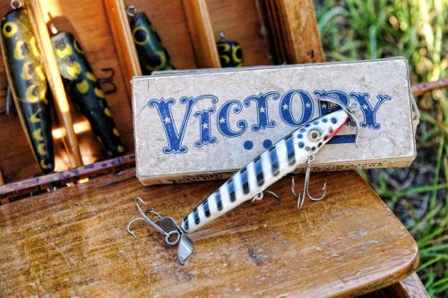 victory fishing lure