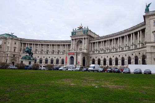 vienna palace monument