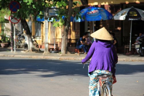 vietnam hoian conical
