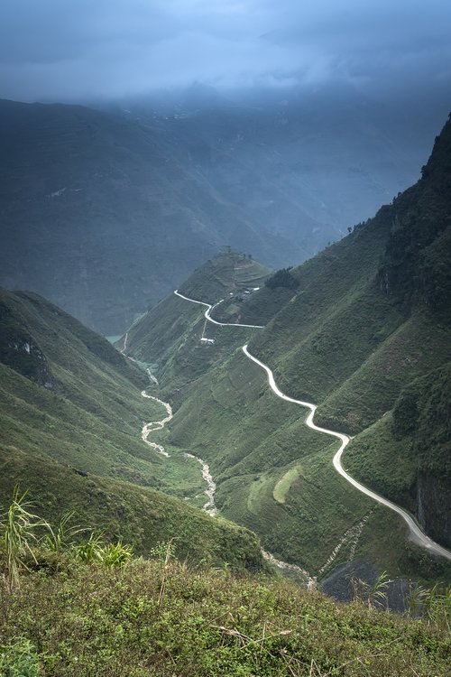 vietnam  ha giang  street