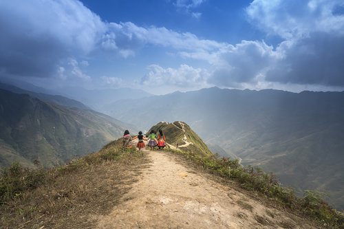 vietnam  ha giang  street