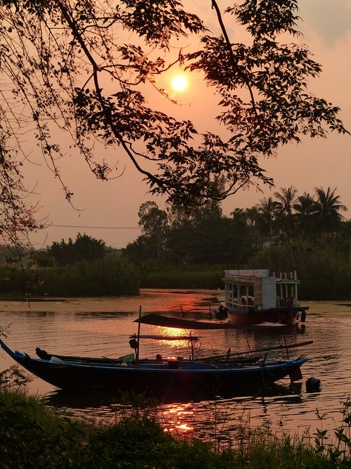 vietnam  sunset  boat