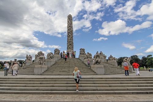 vigeland park sculpture oslo