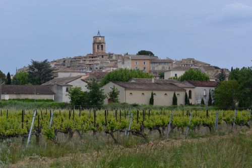 village provence vaucluse