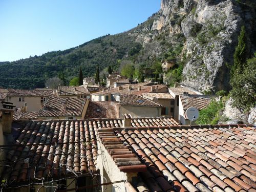 village south of france roofs