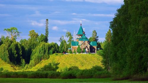 village trinity church