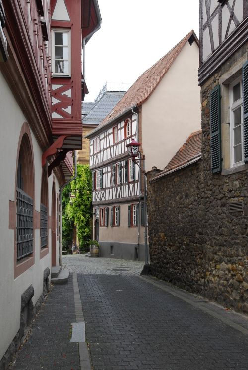 village alley truss