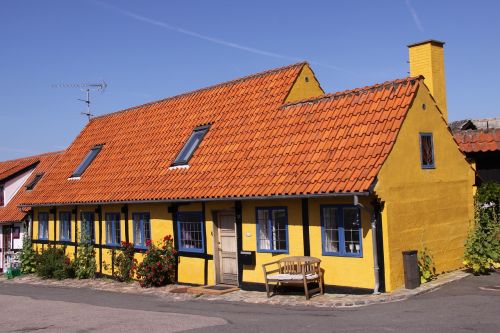 village street yellow