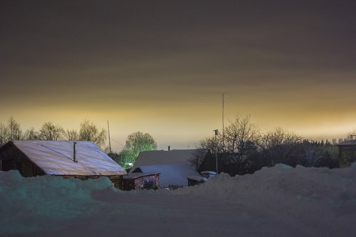 village  winter  night
