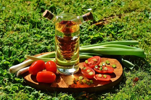 vinegar oil tomatoes