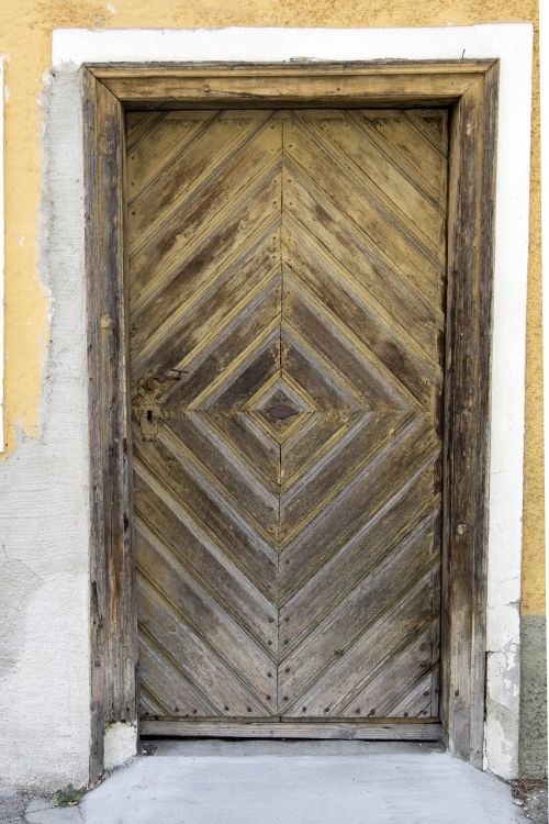 vintage door entrance