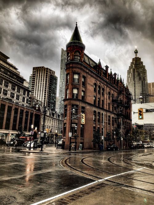 vintage flatirons toronto