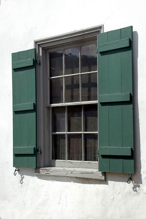 vintage window design