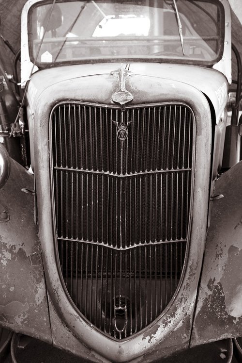 vintage car  grille  automobile