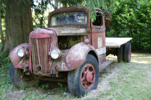 vintage truck old rust
