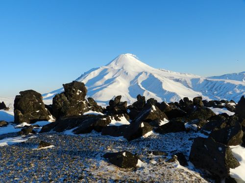 volcano the volcano avachinsky winter