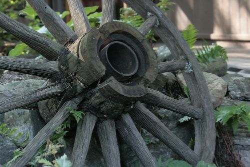 wagon wheel vintage