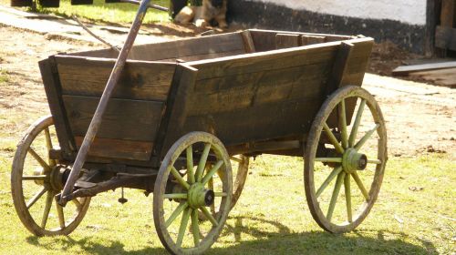 wagon carriage field