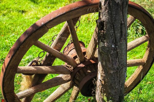 wagon wheel wheel wooden wheel