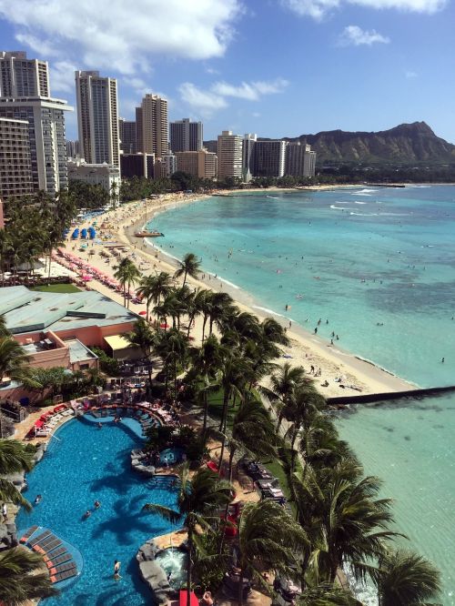 waikiki beach hawaii diamond head