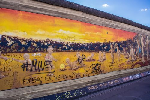 wall berlin graffiti