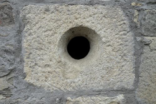 wall hole masonry