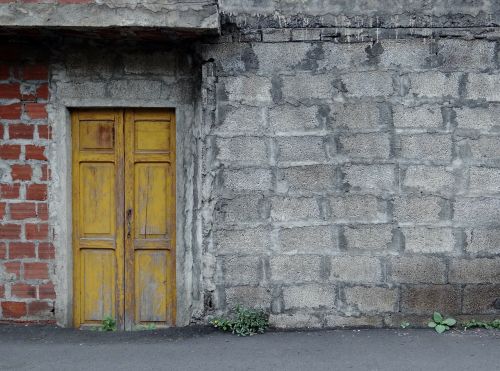 wall door masonry