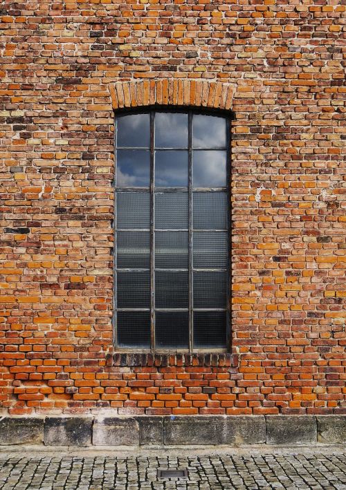 wall brick window