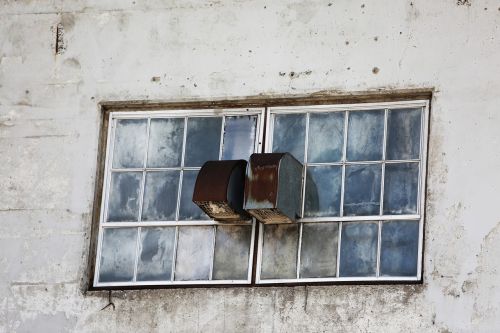 wall windows ventilation