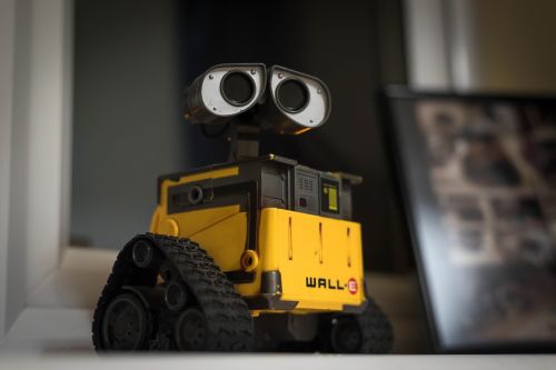 wall e robot figure