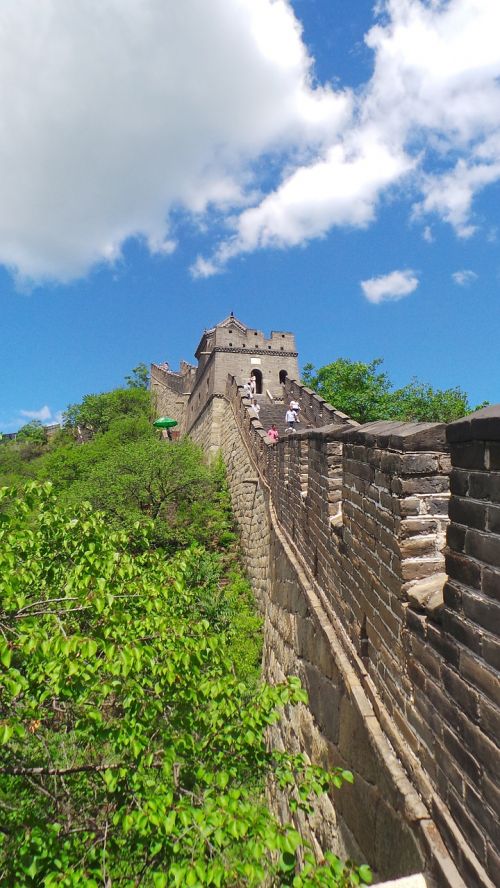 wall of china wall mountains