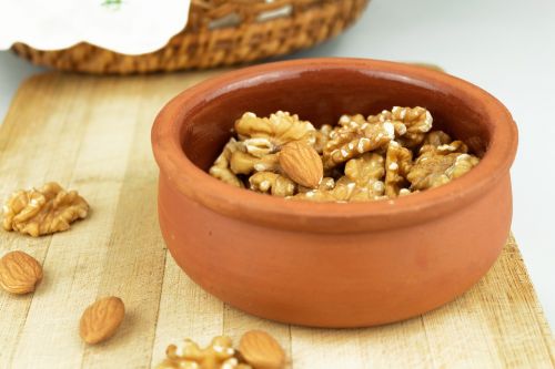 walnut almond dried fruits and nuts