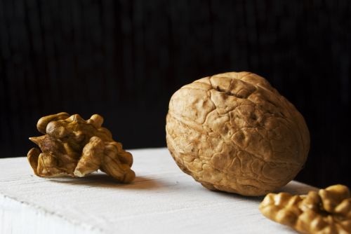 walnut macro nut