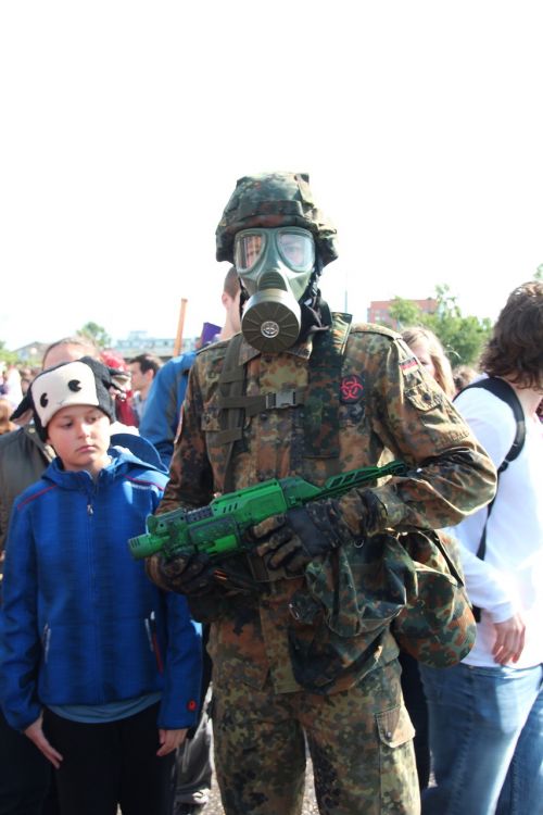 war cosplay dressed up