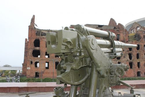 war cannon monument