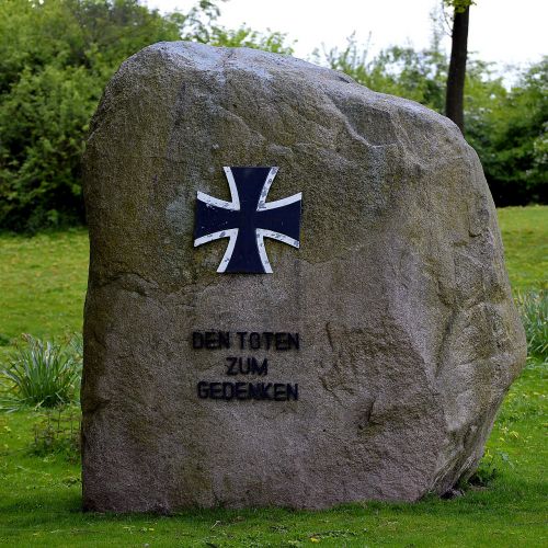war victims stone commemorate