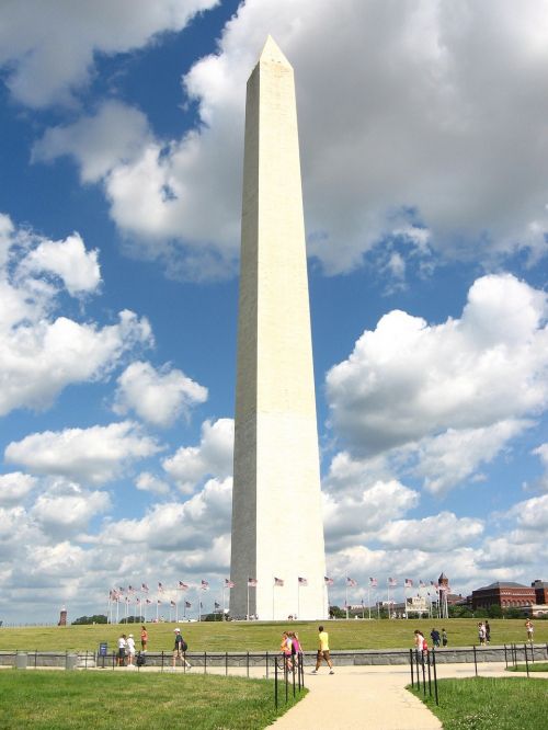 washington monument clouds memorial