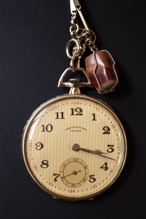 watch vintage clock