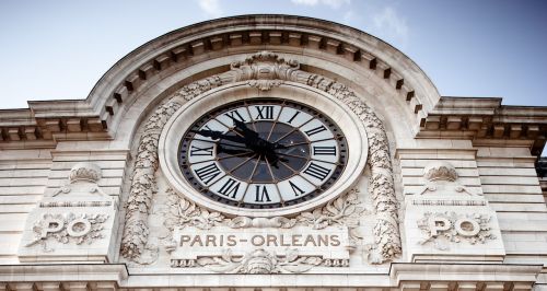 watch exterior paris