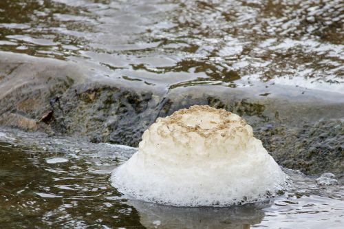 water foam volcano