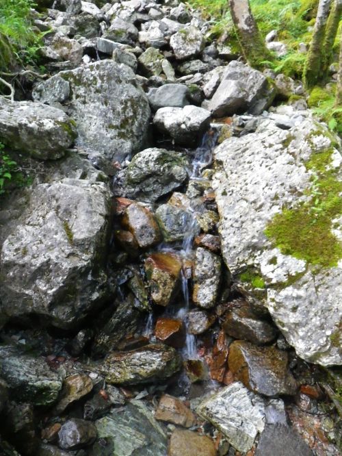 water flow stones