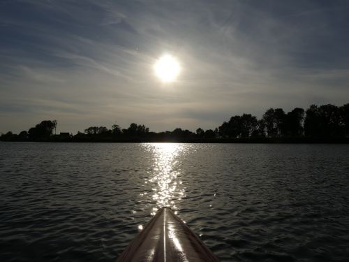 water sun canoeing