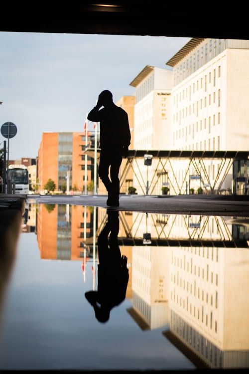 water reflection buildings