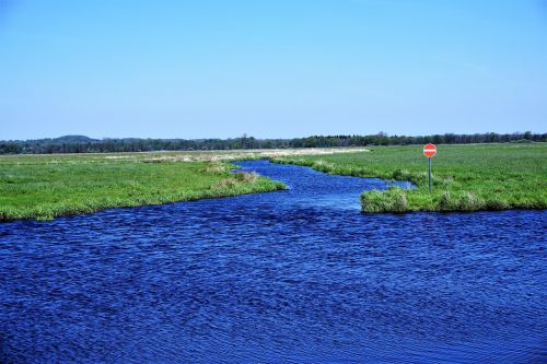 water reported landscape