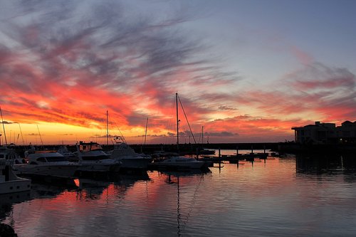 water  sunset  reflection