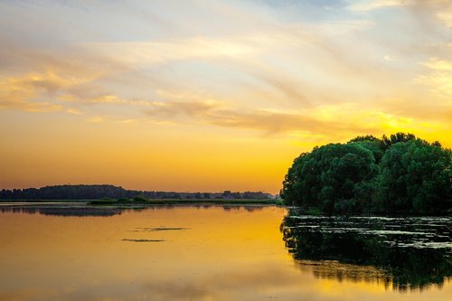 water  sky  landscape