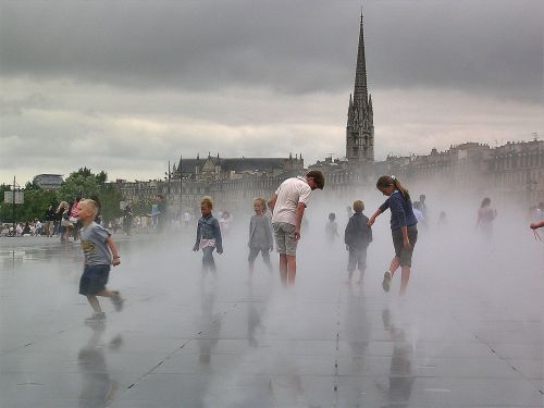 water children play