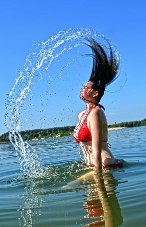 water drops hair