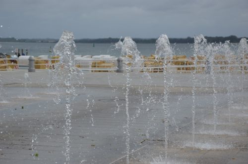 water feature fountains promenade